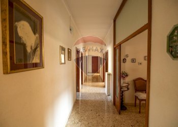 Hall / corridoio - Independent house Frazione Villa Torre
 
102, Cingoli - photo 7