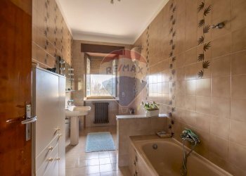 Bagno - Independent house Frazione Villa Torre
 
102, Cingoli - photo 8