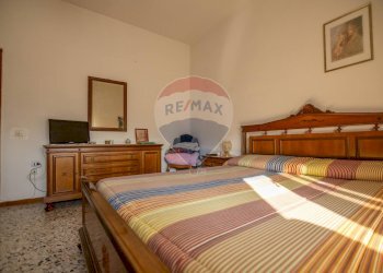 Camera / camera da letto - Independent house Frazione Villa Torre
 
102, Cingoli - photo 13