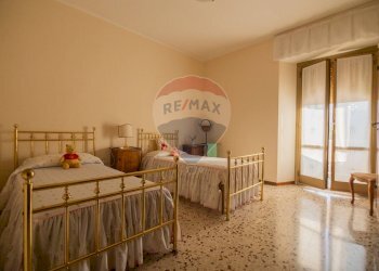 Camera / camera da letto - Independent house Frazione Villa Torre
 
102, Cingoli - photo 15