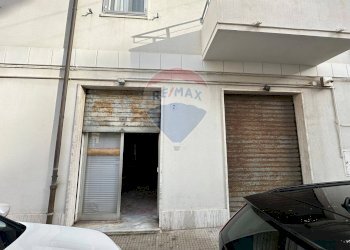 Edificio all\'aperto - Laboratorio Via Manara
 
2, Falconara Marittima - foto 8