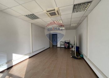 Stanza vuota - Commercial Premises Via Caduti del Lavoro
 
28, Ancona - photo 8