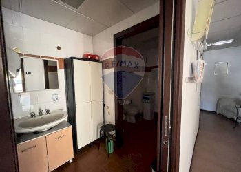 Bagno - Commercial Premises Via Caduti del Lavoro
 
28, Ancona - photo 10