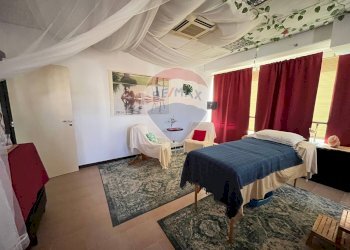 Camera / camera da letto - Commercial Premises Via Caduti del Lavoro
 
28, Ancona - photo 19