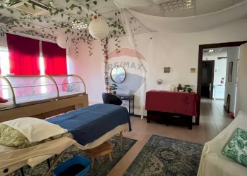 Camera / camera da letto - Commercial Premises Via Caduti del Lavoro
 
28, Ancona - photo 22