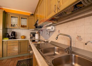 Cucina - Casa semi indipendente Frazione San Giovanni
 
13, Fabriano - foto 10