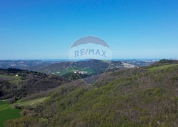 Vista delle montagne - Casa semi indipendente Frazione San Giovanni
 
13, Fabriano - foto 28