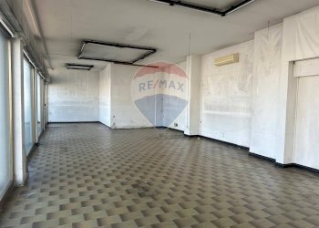 Stanza vuota - Commercial Premises Via Flaminia
 
224/b, Ancona - photo 2