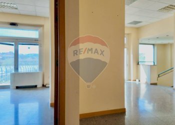 Hall / corridoio - Office Ancona - photo 15