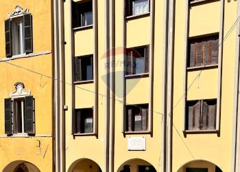 Edificio all\'aperto - Ufficio Corso Garibaldi
 
149, Fossombrone - foto 3