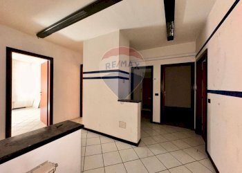 Stanza vuota - Ufficio Corso Garibaldi
 
149, Fossombrone - foto 12