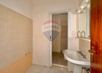 Bagno - Ufficio Corso Garibaldi
 
149, Fossombrone - foto 16