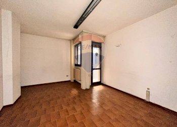 Stanza vuota - Ufficio Corso Garibaldi
 
149, Fossombrone - foto 20