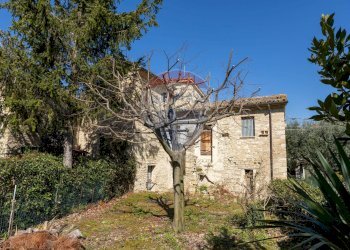Casa all\'aperto - Rustic Localita' Piancavallino
 
5-7-9, Cingoli - photo 1