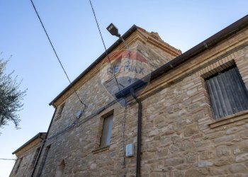 Casa all\'aperto - Rustic Localita' Piancavallino
 
5-7-9, Cingoli - photo 2