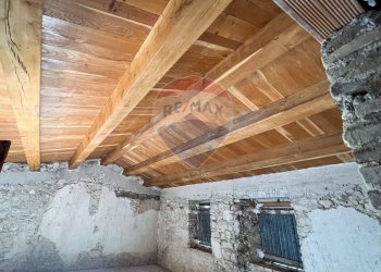 Stanza vuota - Rustic Localita' Piancavallino
 
5-7-9, Cingoli - photo 16