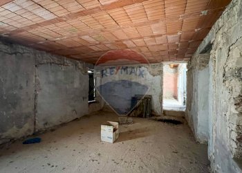 Stanza vuota - Rustic Localita' Piancavallino
 
5-7-9, Cingoli - photo 24