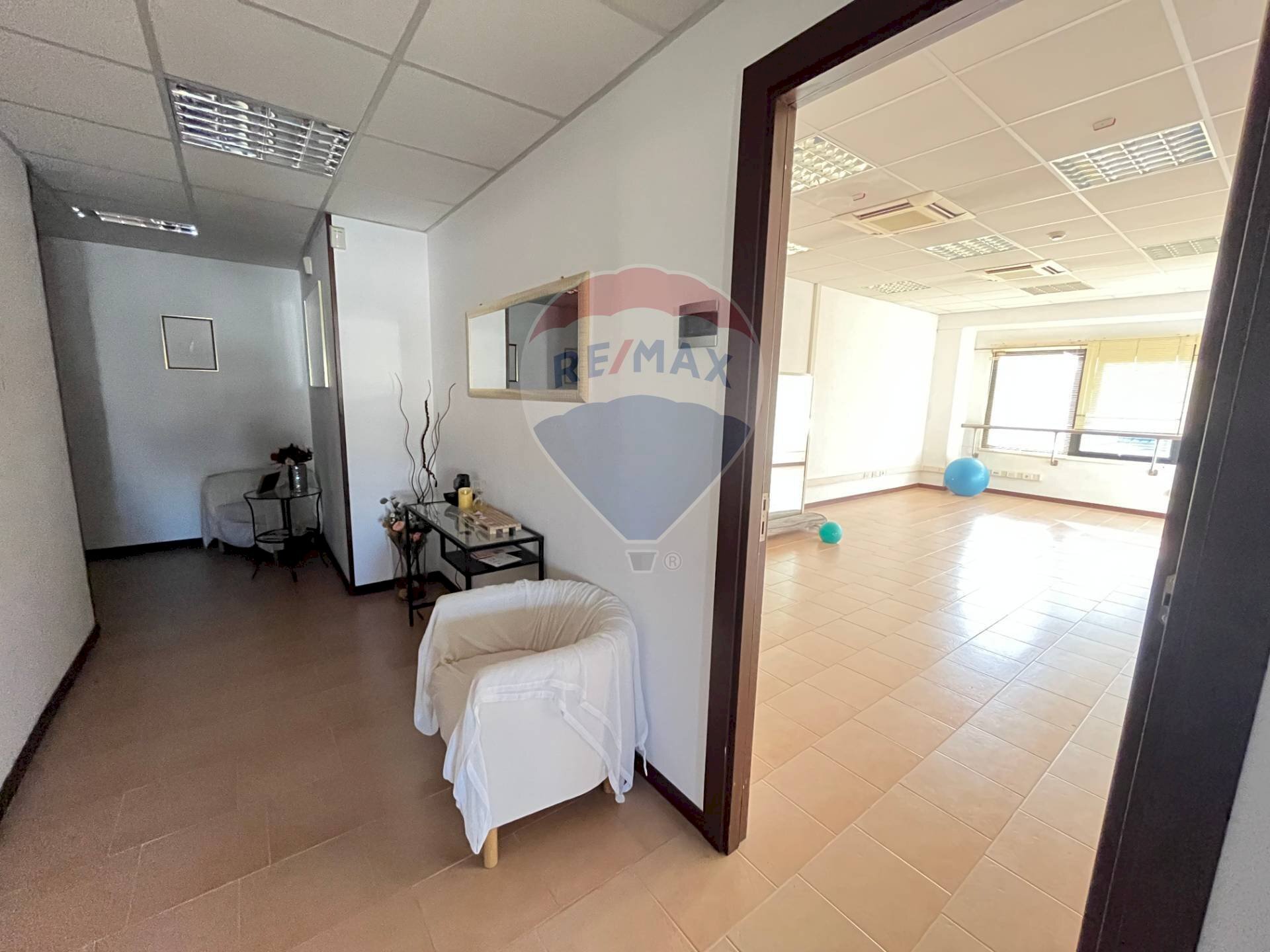 Hall / corridoio - Locale Commerciale Ancona - foto 2