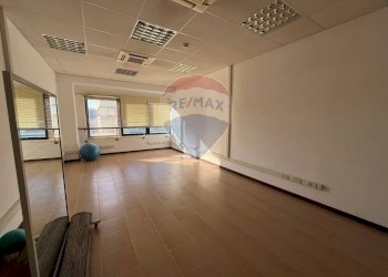 Stanza vuota - Locale Commerciale Ancona - foto 3