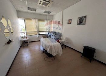 Camera / camera da letto - Locale Commerciale Ancona - foto 12