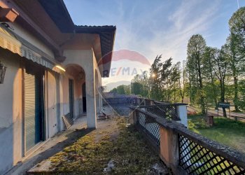 Balcone - Locale Commerciale via del Monumento, Certosa di Pavia - foto 10