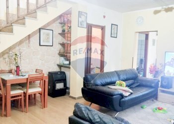 Sala da pranzo - Casa semi indipendente via spadari
 
52, Magherno - foto 8