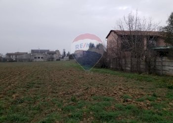 Giardino - Casa indipendente Via Recoaro
 
29, Broni - foto 10