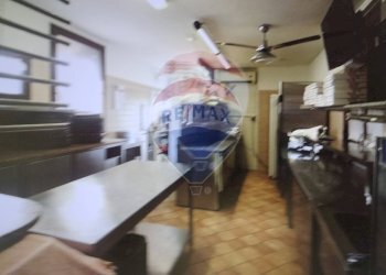 Cucina - Locale Commerciale via pavia
68, Bressana Bottarone - foto 4