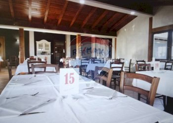 Camera / camera da letto - Locale Commerciale via pavia
68, Bressana Bottarone - foto 5