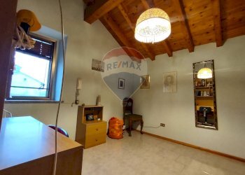 Camera / camera da letto - Semi-detached house via San Pietro
 
17, Suardi - photo 12