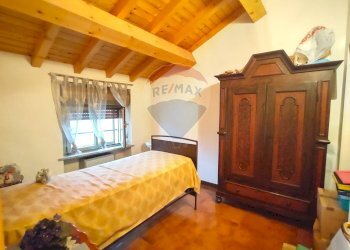 Camera / camera da letto - Semi-detached house via San Pietro
 
17, Suardi - photo 15