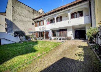 Casa all\'aperto - Casa indipendente corso Milano
 
5/A, Vigevano - foto 3