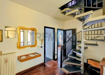 Scale - Casa indipendente corso Milano
 
5/A, Vigevano - foto 23