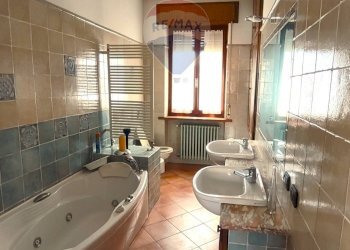 Bagno - Villa Via Roma
 
19, Suardi - photo 17