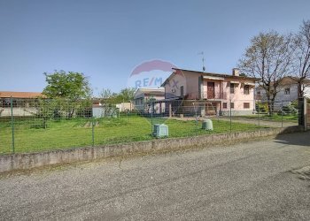 Casa all\'aperto - Villa Via Roma
 
19, Suardi - photo 20