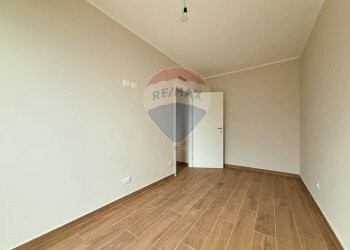 Stanza vuota - Trilocale Via delle Grazie
 
21, Albuzzano - foto 4