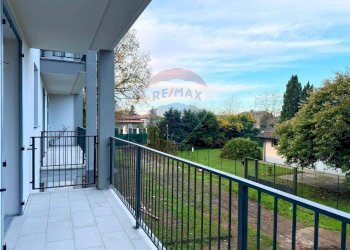 Balcone - Trilocale Via delle Grazie
 
21, Albuzzano - foto 6