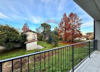 Balcone - Trilocale Via delle Grazie
 
21, Albuzzano - foto 12