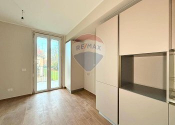 Stanza vuota - Trilocale Via delle Grazie
 
21, Albuzzano - foto 14