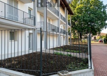 Edificio all\'aperto - Three-room apartment via delle grazie, Albuzzano - photo 19