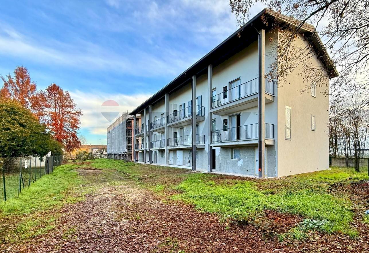 Casa all\'aperto - Trilocale Via Delle Grazie
 
33, Albuzzano - foto 2