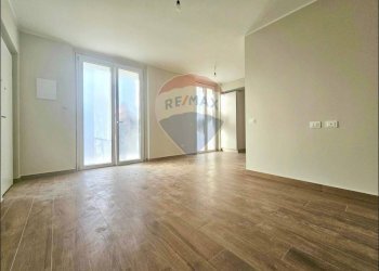 Stanza vuota - Trilocale Via Delle Grazie
 
33, Albuzzano - foto 5