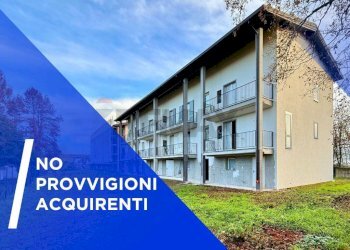 Edificio all\'aperto - Trilocale Via Delle Grazie
 
33, Albuzzano - foto 1