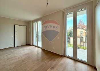 Stanza vuota - Four-room apartment via della grazie, Albuzzano - photo 8