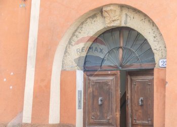 Edificio all\'aperto - Appartamento Via Camillo Benso di Cavour
 
23, Cellere - foto 4