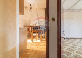 Hall / corridoio - Appartamento Via Camillo Benso di Cavour
 
23, Cellere - foto 9