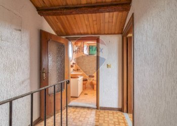 Hall / corridoio - Appartamento Via Camillo Benso di Cavour
 
23, Cellere - foto 26