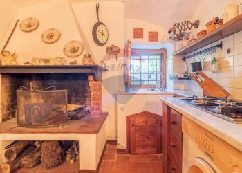 Cucina - Trilocale Cavour
 
23, Magliano in Toscana - foto 12