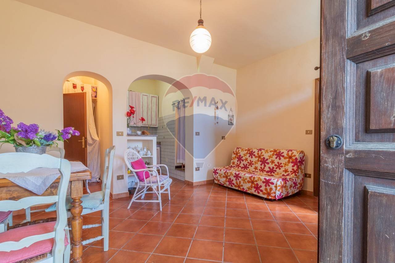 Sala da pranzo - Two-room apartment colle san martino
2, Farnese - photo 2