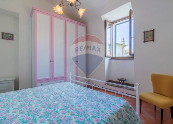 Camera / camera da letto - Bilocale colle san martino
 
2, Farnese - foto 19